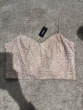 BNWT- Express Women's Taupe & White Spotted Cami Crop Top
